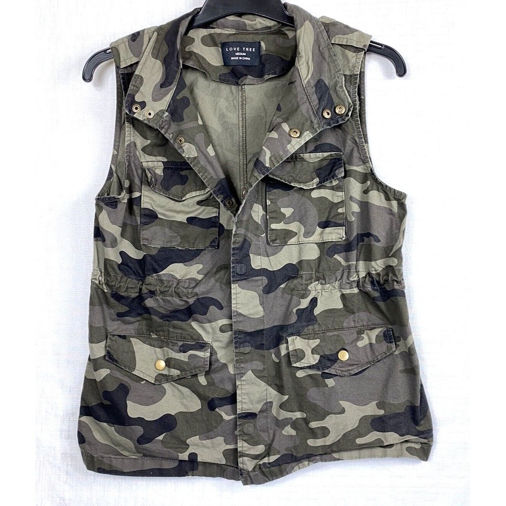 Love Tree Women’s Camo Snap Button Cinchable Waist Collar Multi Pocket Vest Med